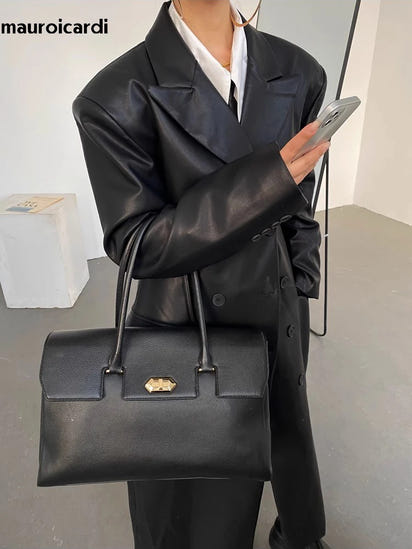 Płaszcz Czarny Manifest z Ekoskóry