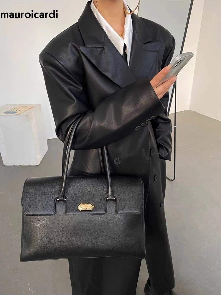 Płaszcz Czarny Manifest z Ekoskóry