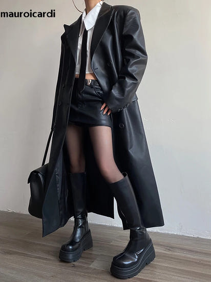 Płaszcz Czarny Manifest z Ekoskóry